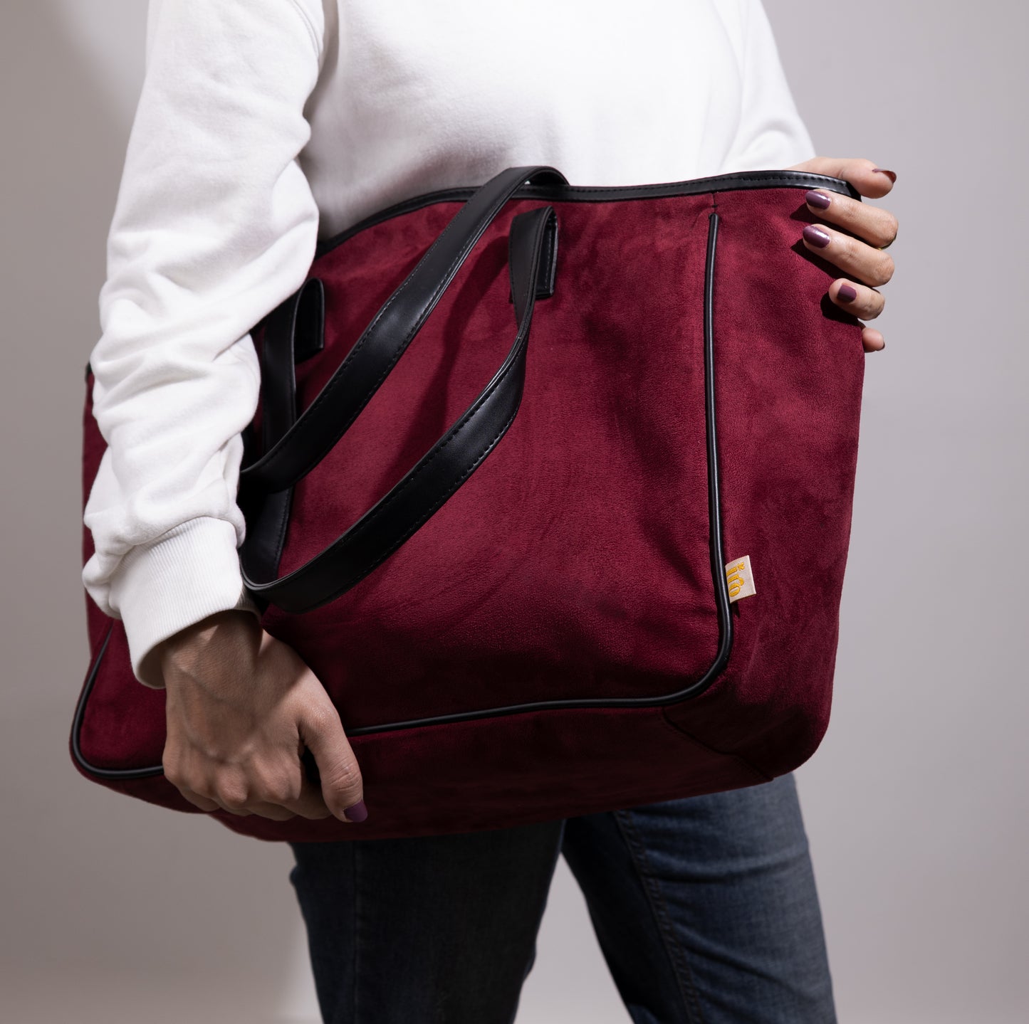 Savannah Suede Tote- Wine