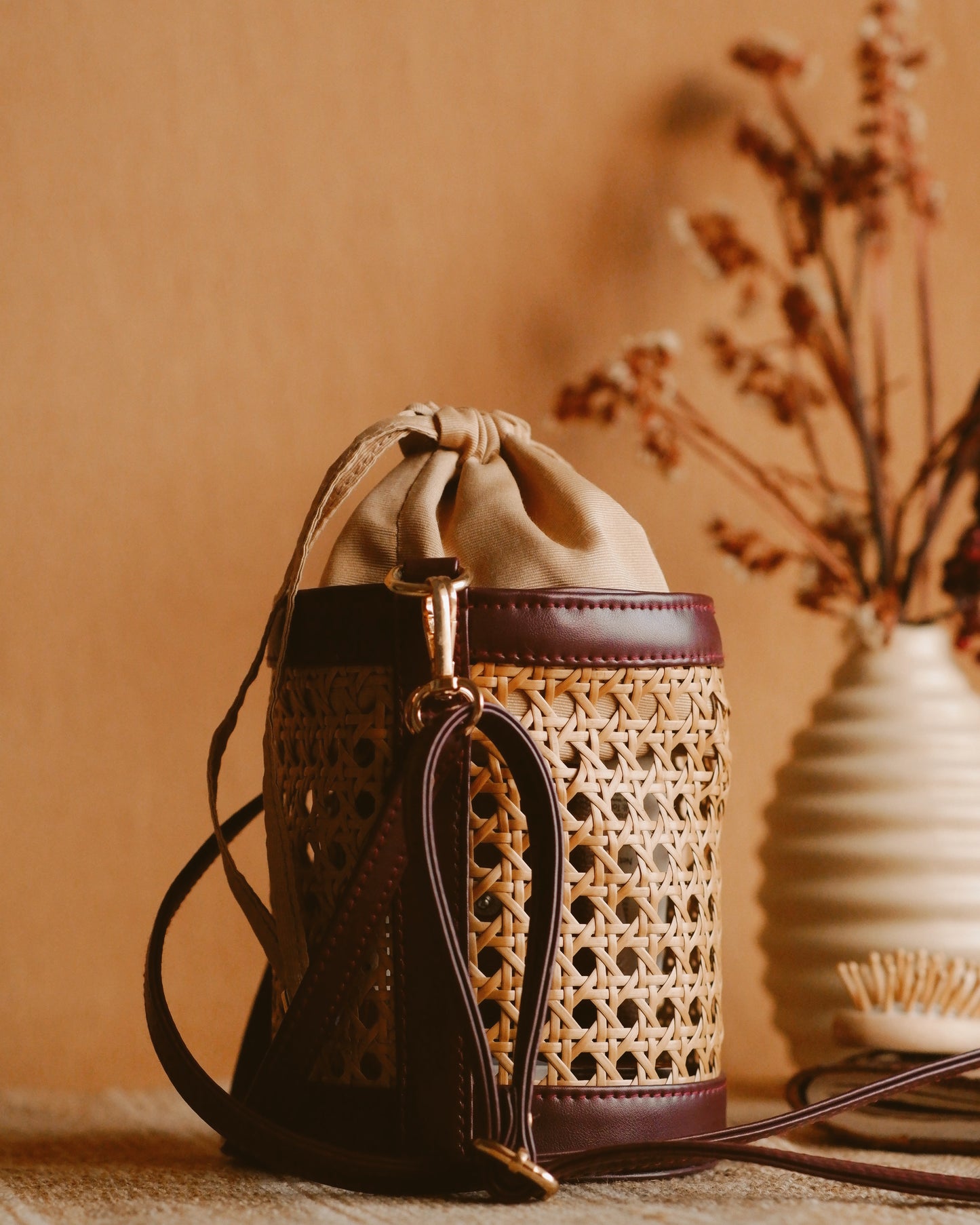 Rattan Weave Bucket Bag - Vintage Merlot