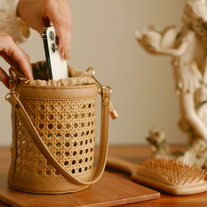 Rattan Weave Bucket Bag - Nude