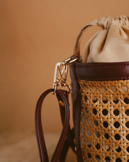 Rattan Weave Bucket Bag - Vintage Merlot