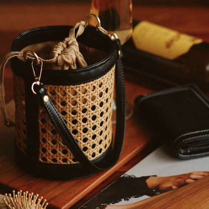 Rattan Weave Bucket Bag - Black