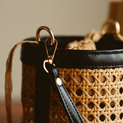 Rattan Weave Bucket Bag - Black